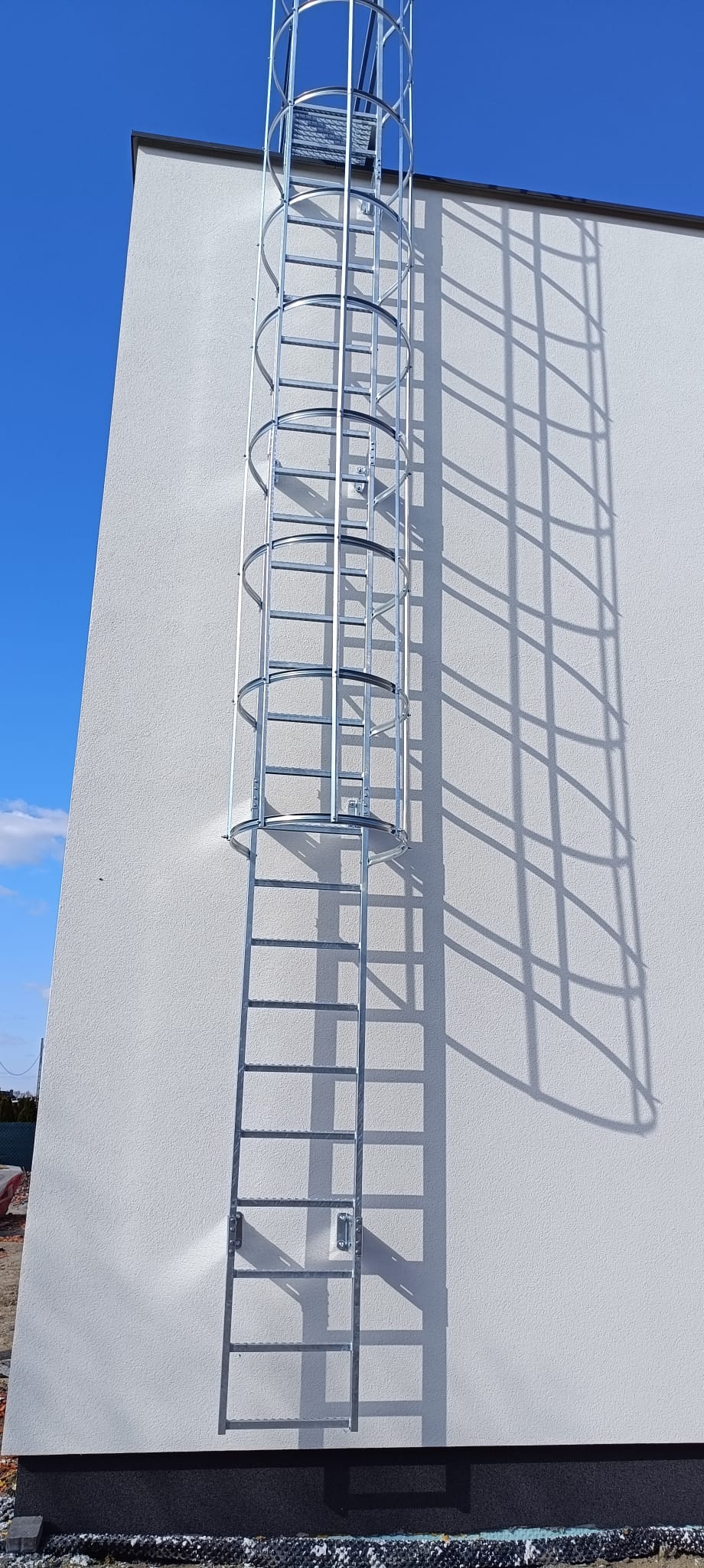Realizacja drabiny ewakuacyjnej
