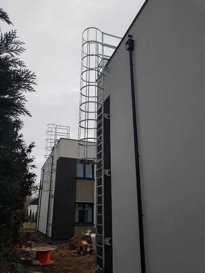 Realizacja drabiny ewakuacyjnej